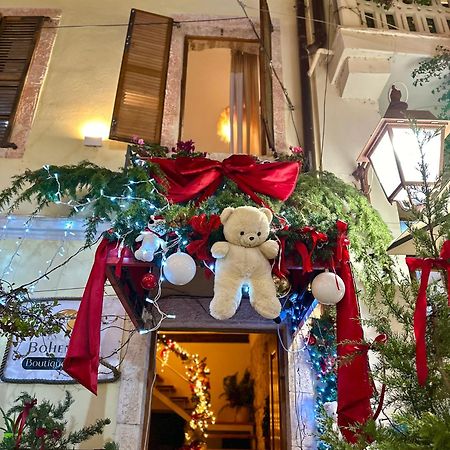 Bohemian Boutique Suites Vlorë エクステリア 写真