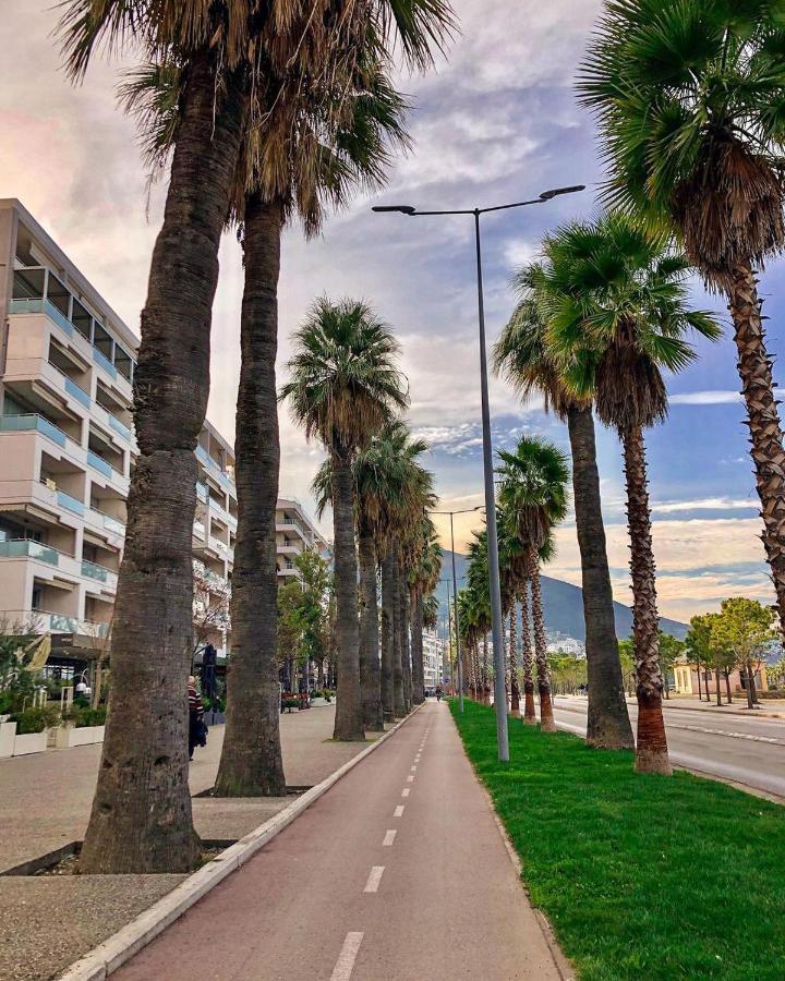 Bohemian Boutique Suites Vlorë エクステリア 写真