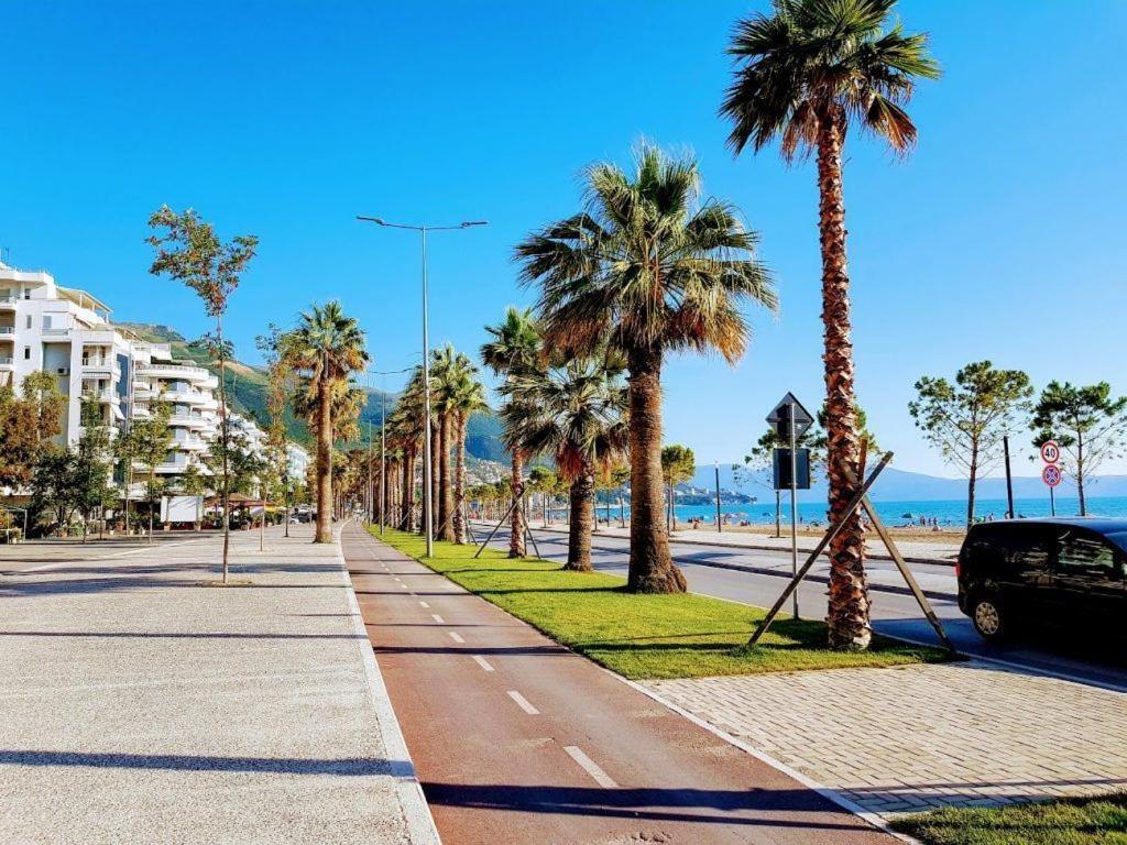 Bohemian Boutique Suites Vlorë エクステリア 写真