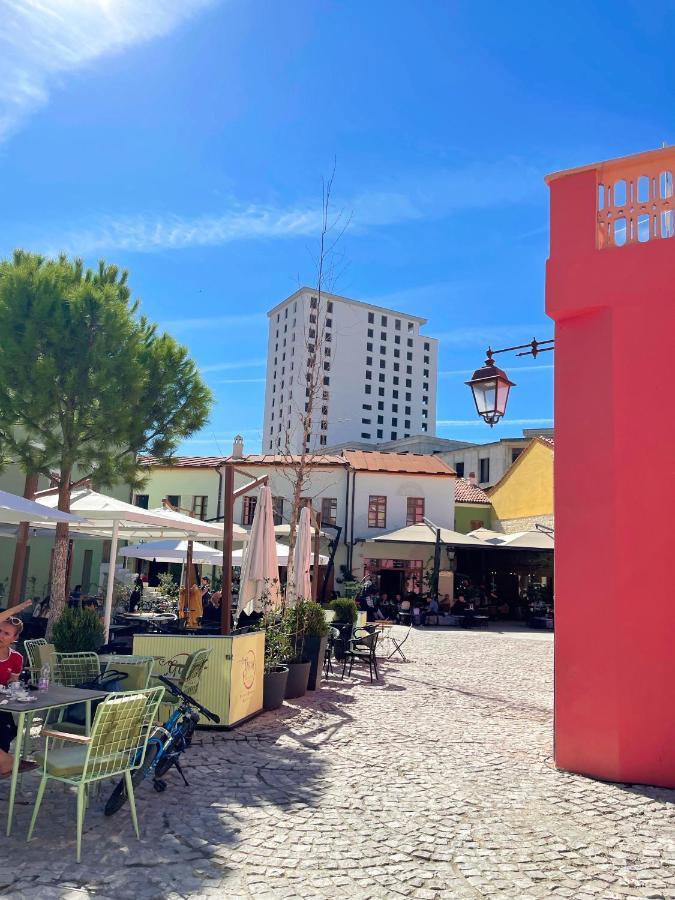 Bohemian Boutique Suites Vlorë エクステリア 写真