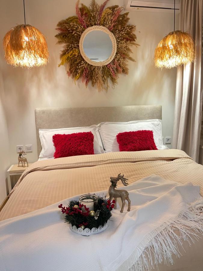Bohemian Boutique Suites Vlorë エクステリア 写真