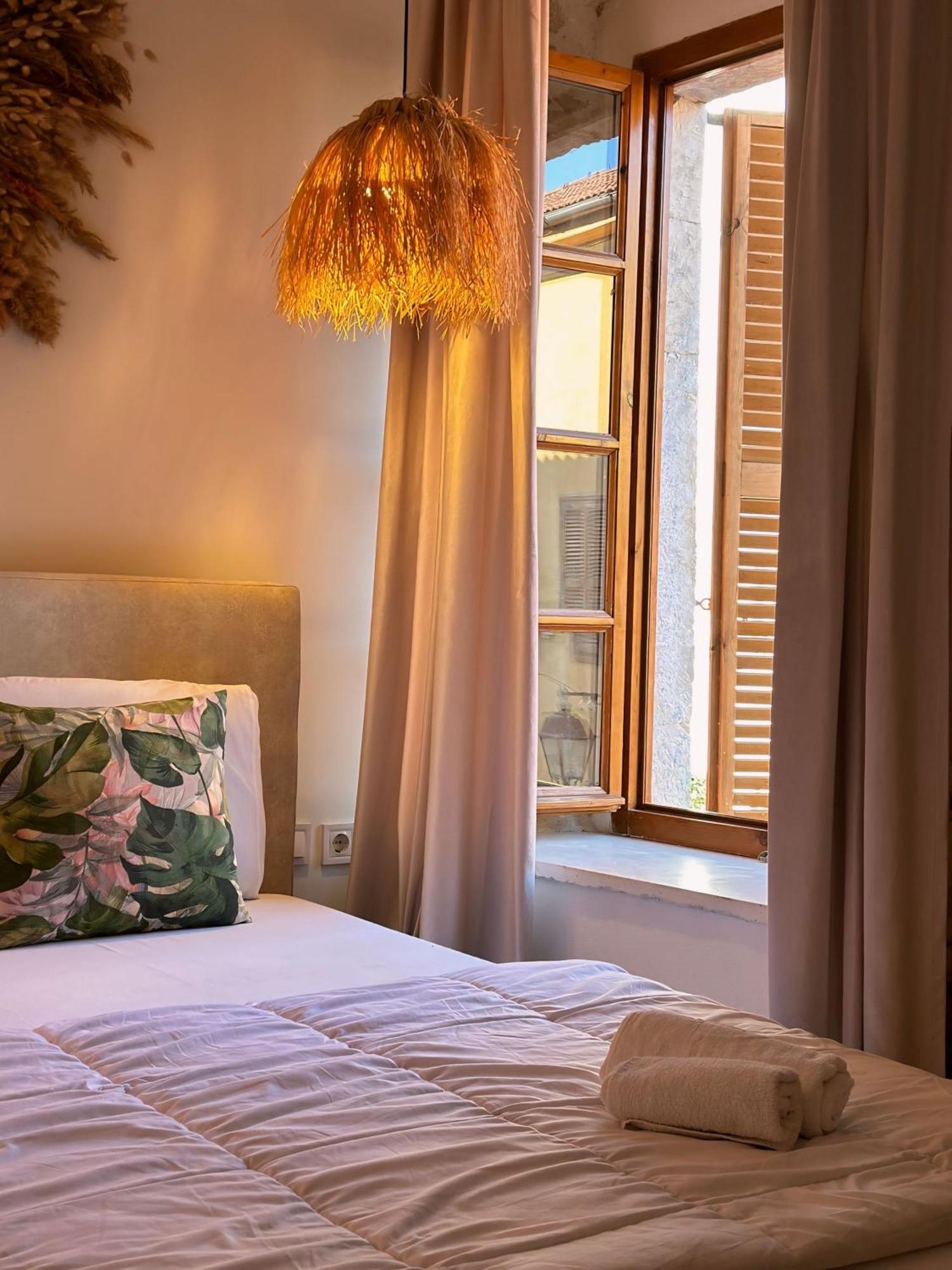 Bohemian Boutique Suites Vlorë エクステリア 写真